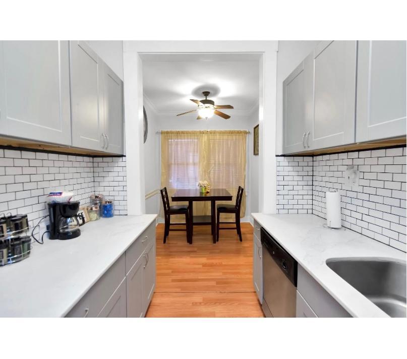 Cozy Downtown Studio By Toyota Center Houston Exterior foto
